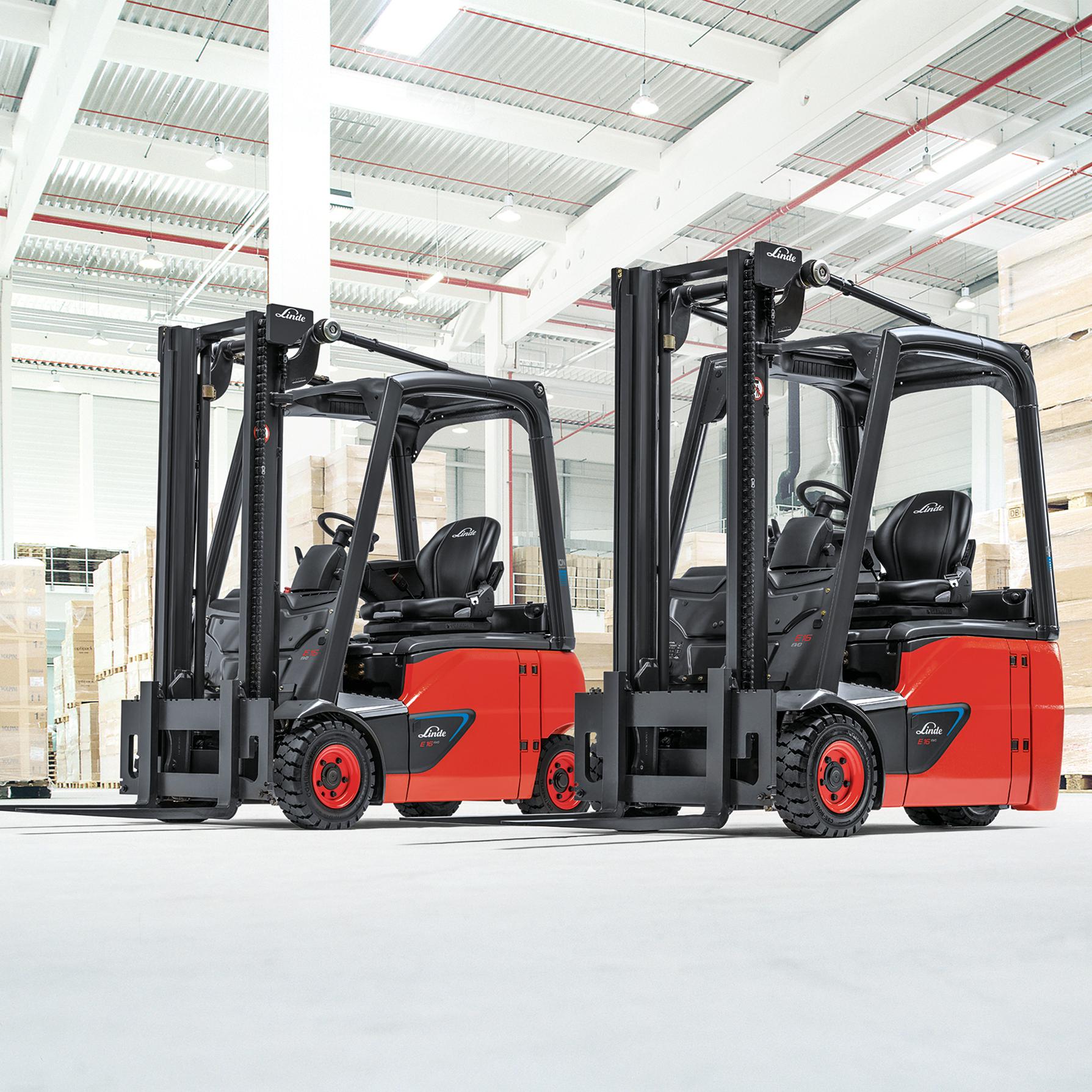 Linde elektrische heftrucks E12 E20 EVO dubbel 1 Qui Somme Nous